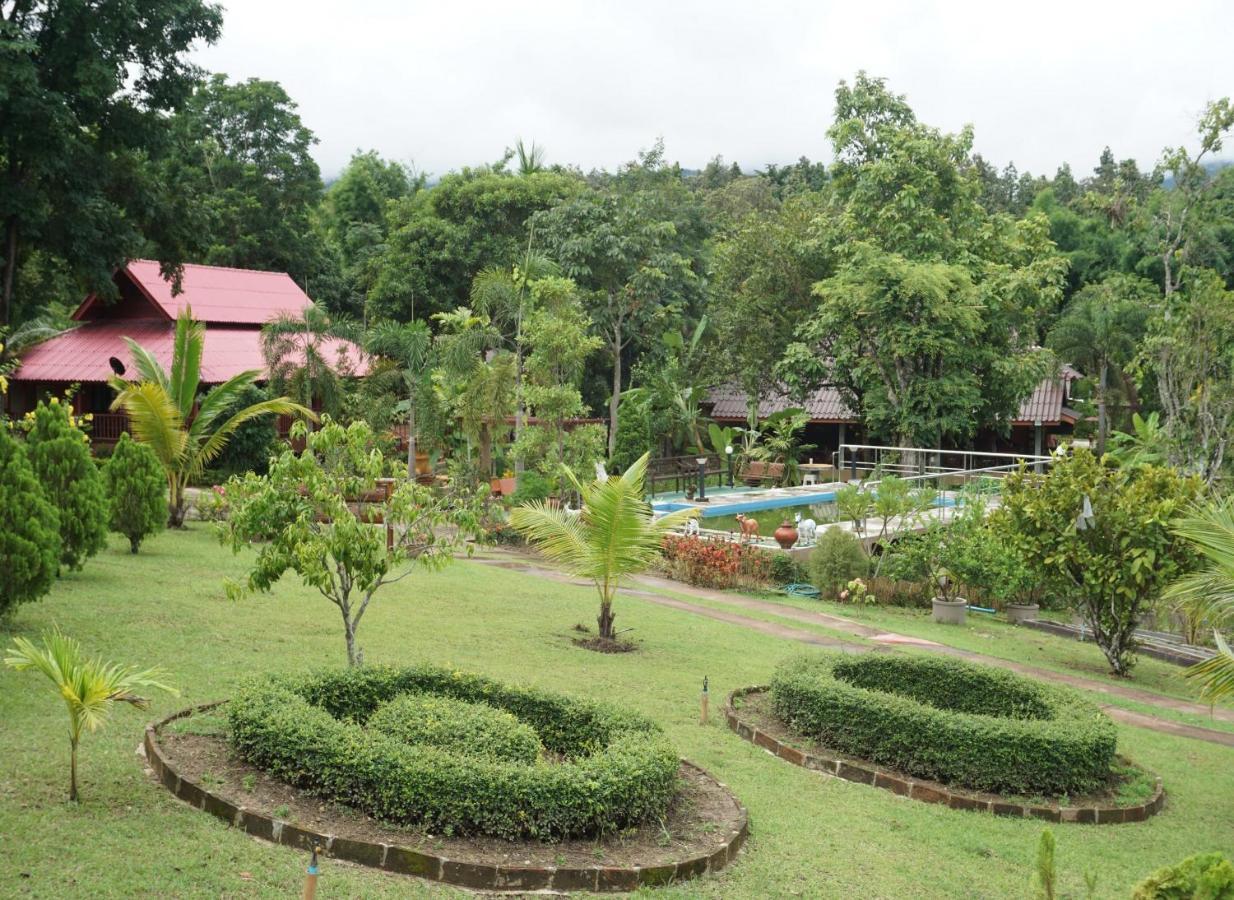 Ban Rai Tin Thai Ngarm Eco Lodge Mae Rim Exterior foto