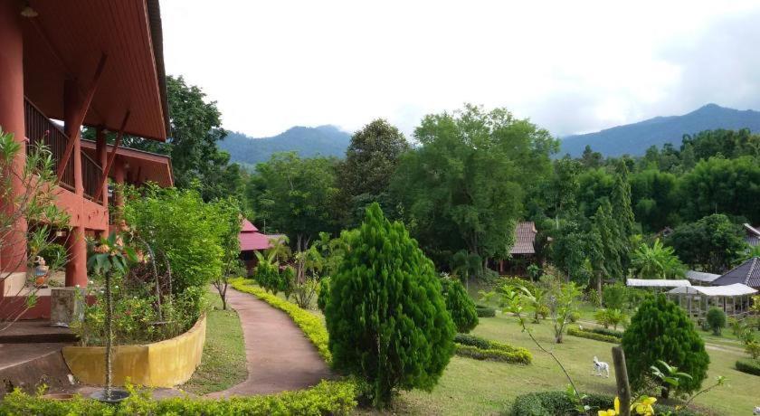 Ban Rai Tin Thai Ngarm Eco Lodge Mae Rim Exterior foto